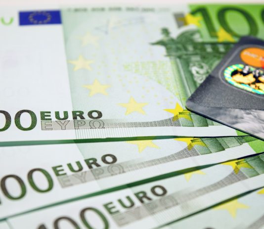 7 Effective Ways to Find Money to Invest